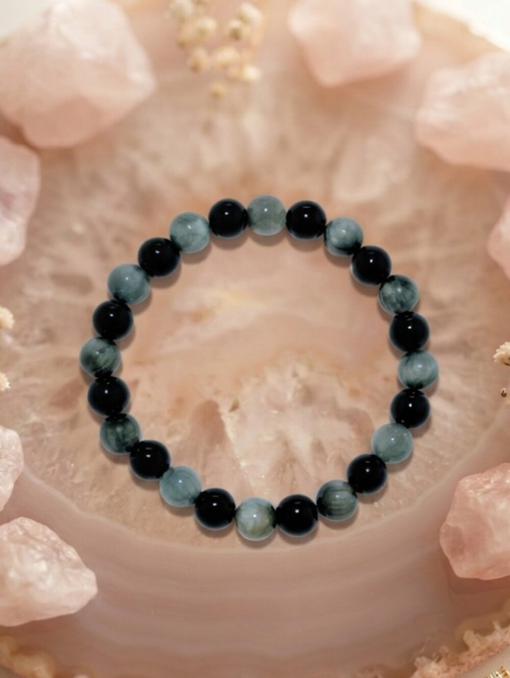 Eagle Eye/Onyx Bracelet